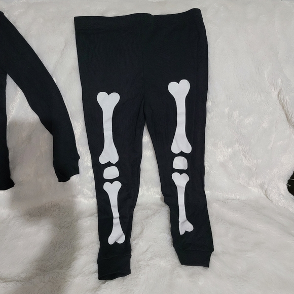 Halloween PJ Set - Glow in Dark Girls Sz Med 7/8 - Picture 6 of 10